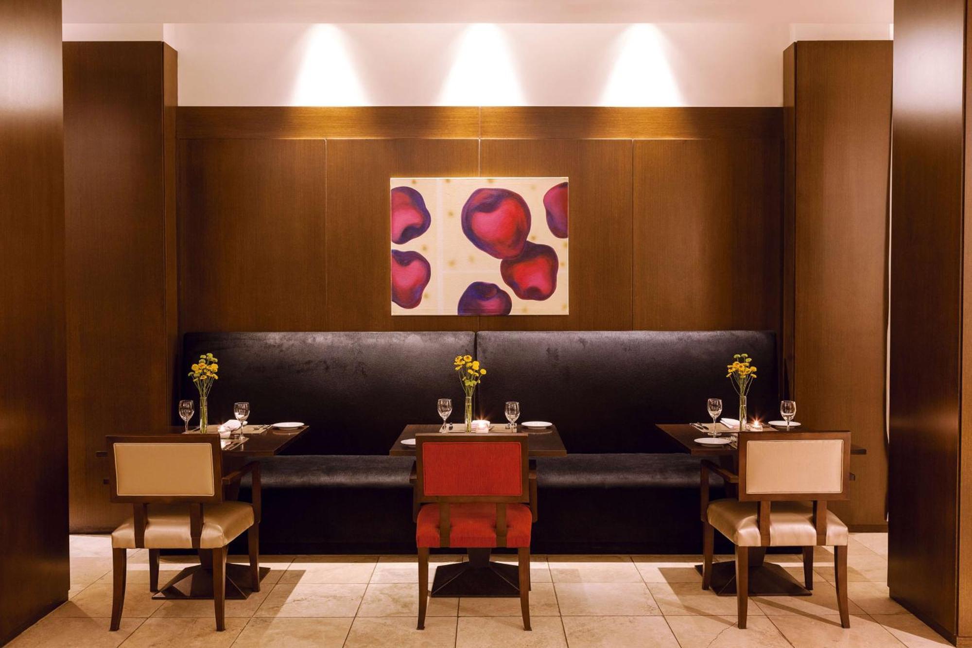 Nh City Buenos Aires Exterior photo The restaurant