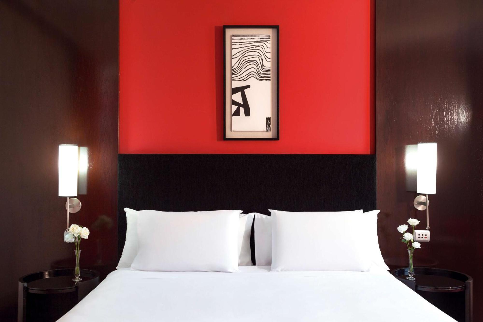 Nh City Buenos Aires Exterior photo A room at the hotel