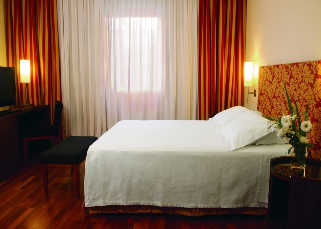 Nh City Buenos Aires Exterior photo A bedroom