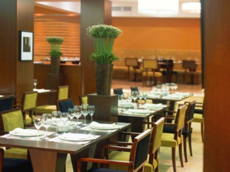 Nh City Buenos Aires Exterior photo Restaurant
